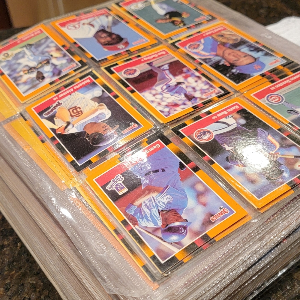 Assorted Baseball card's - Picture 3 of 16